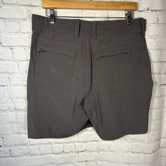 HUK Shorts Large Men's Gray Next Level Quick-Drying Performance Fishing Shorts - Picture 6 of 10